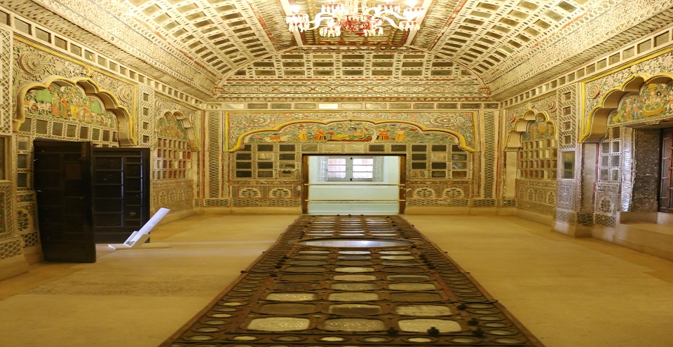 SHEESH MAHAL